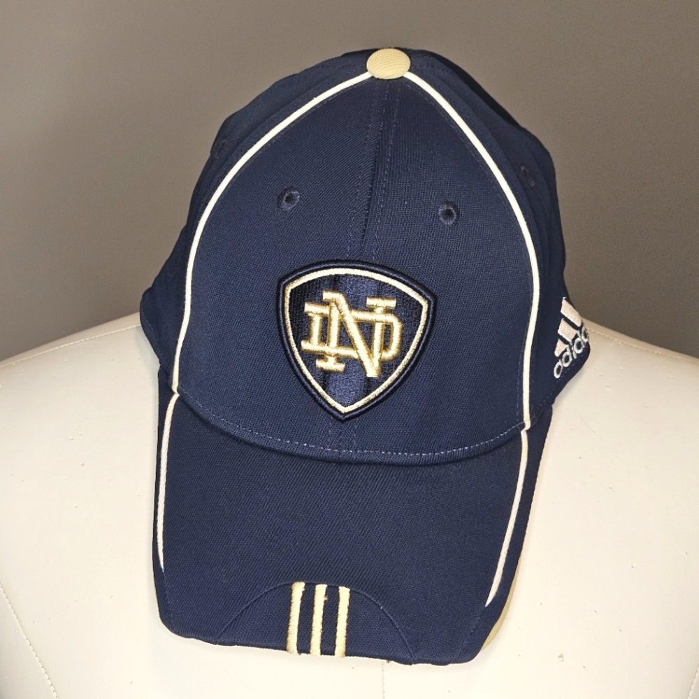 S/M ADIDAS Notre Dame Blue & Gold Baseball Hat